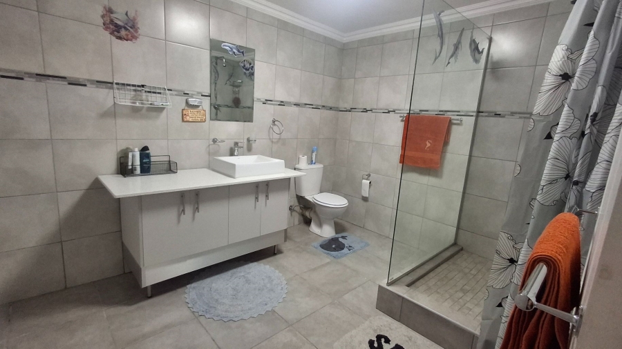 4 Bedroom Property for Sale in Dana Bay Western Cape